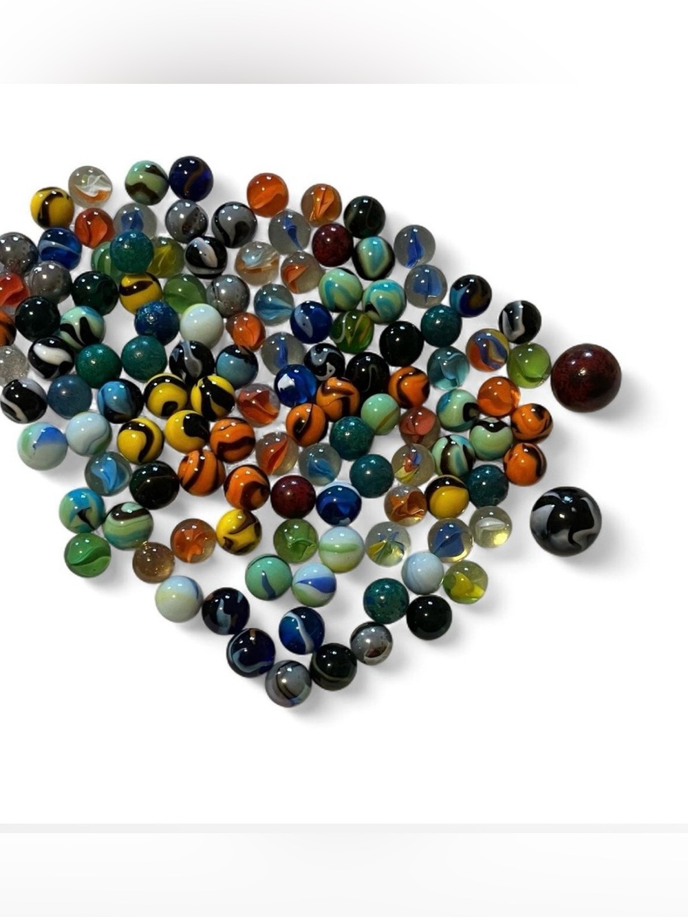 120 piece set of classic glass marbles including 2 shooters/ taws